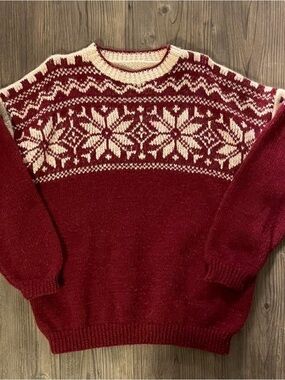 Vintage Women’s Red Fair Isle Knit Sweater - Classic Winter Pullover